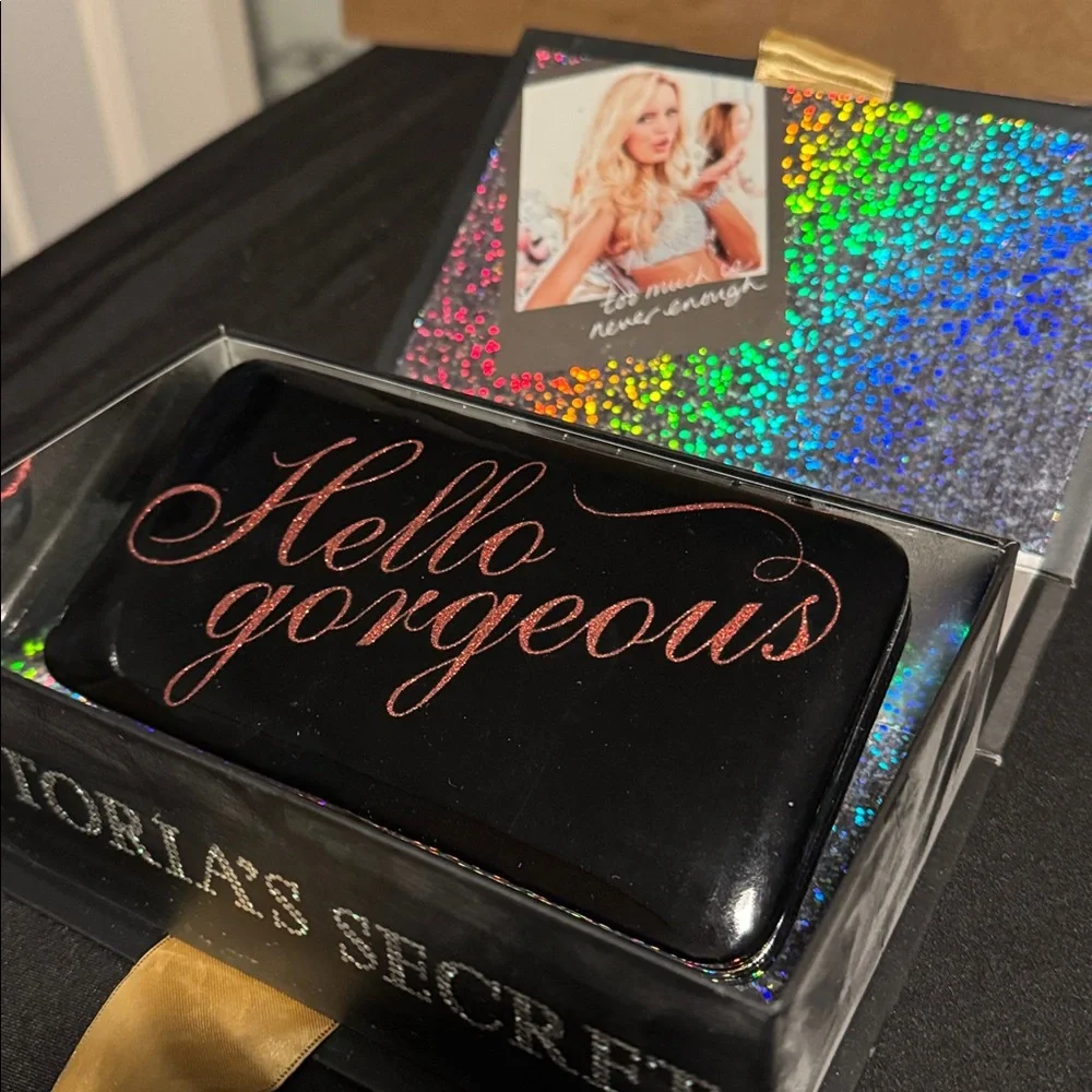 Hello Gorgeous Black Cosmetic Case
